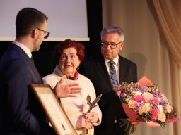 48130201112354171719253861596869762669546117n